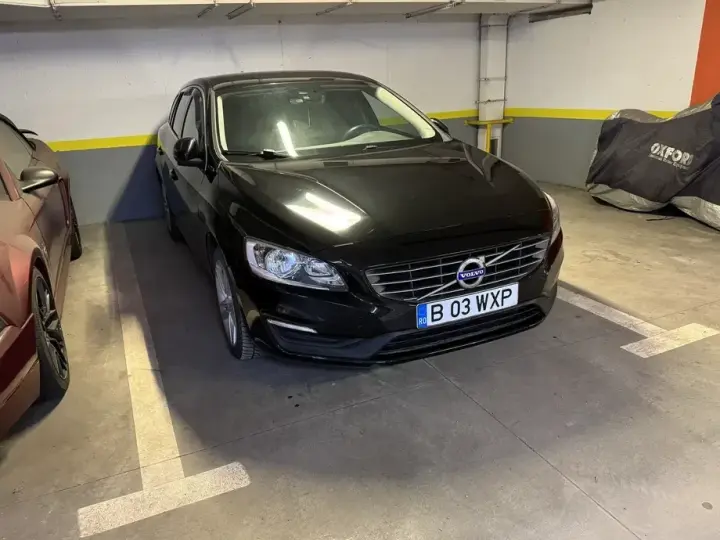 Volvo V60 I D6 Twin Engine Geartronic Momentum