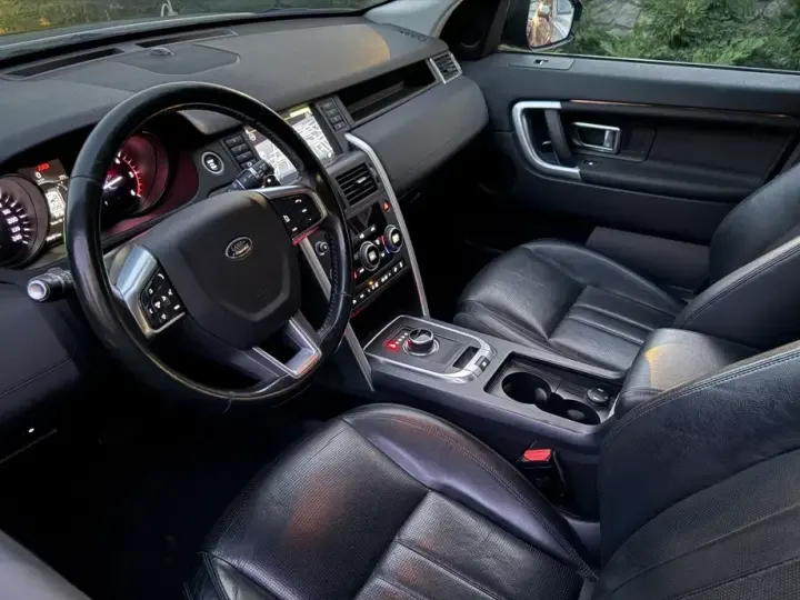 Land Rover Discovery Sport 2.0 l TD4 HSE Aut.