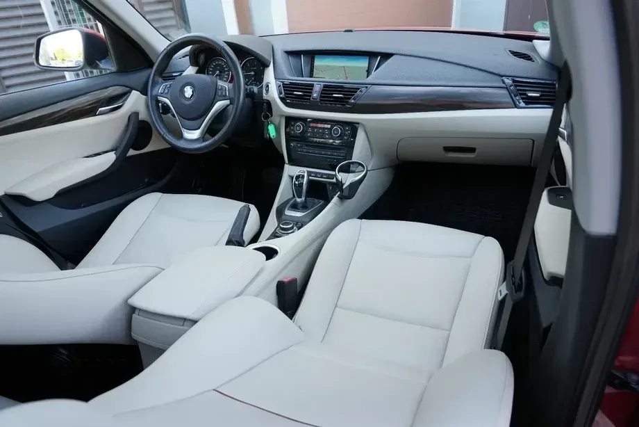 BMW X1 E84 xDrive18d Aut. xLine — imagine 6