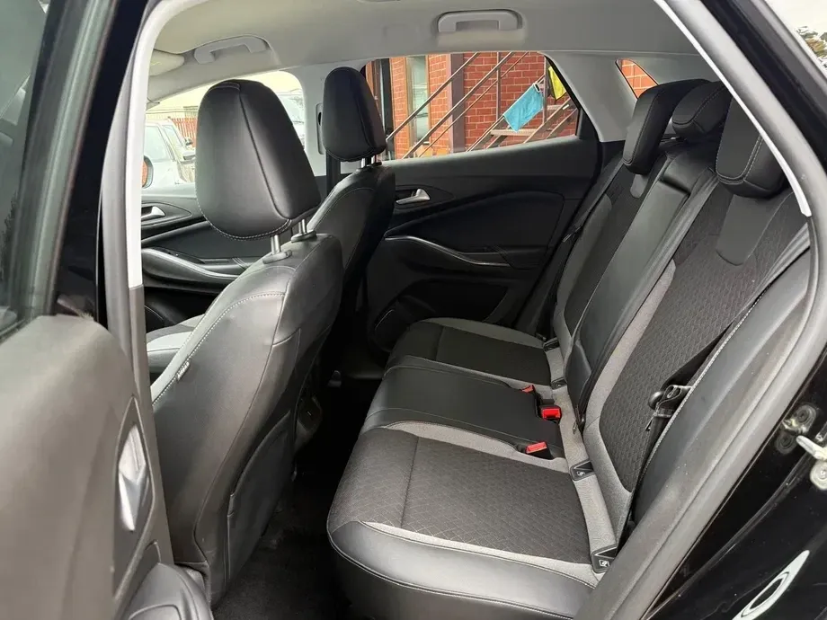 Opel Grandland X 1.2 Start/Stop Automatik INNOVATION — imagine 6