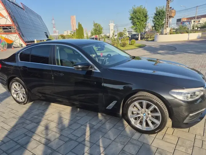 BMW Seria 5 G30/G31 520d AT MHEV
