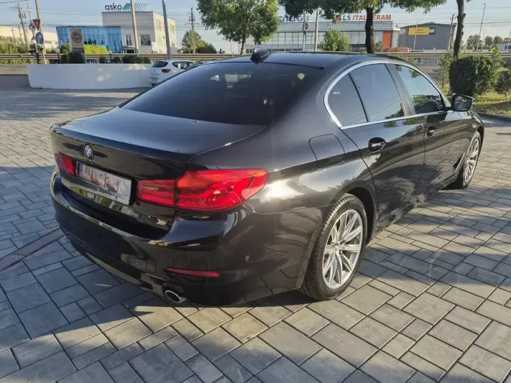 BMW Seria 5 G30/G31 520d AT MHEV