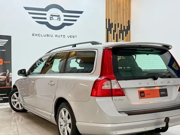 Volvo V70 III 1.6D DRIVe Summum