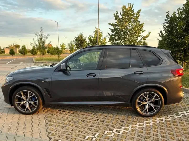 BMW X5 G05 xDrive45e