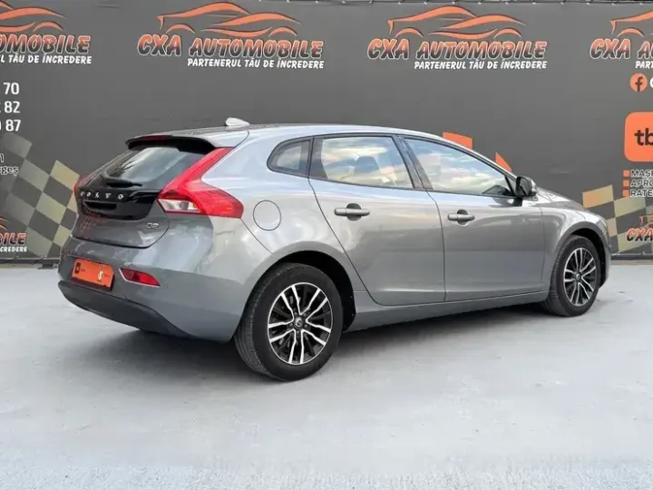 Volvo V40 II D2 Momentum