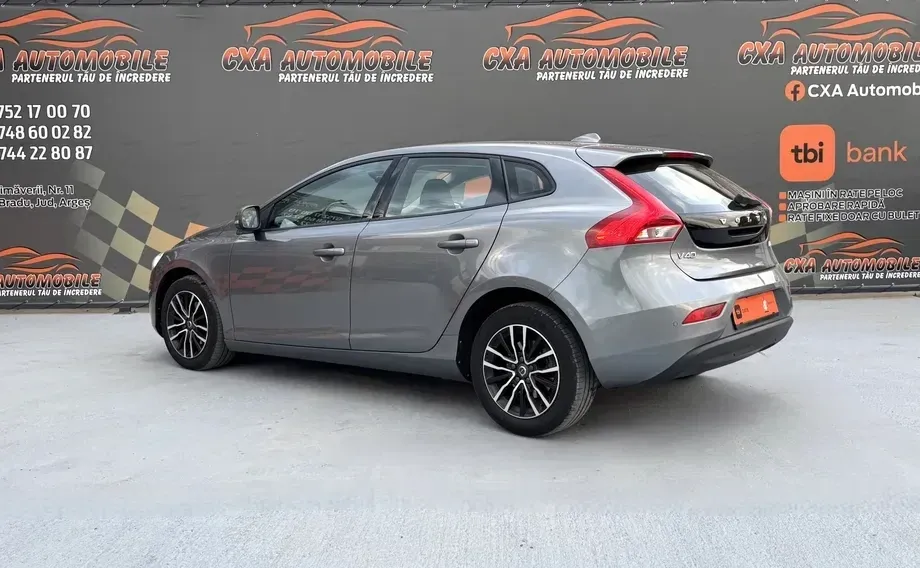 Volvo V40 II D2 Momentum — imagine 4