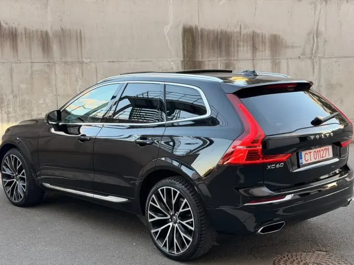 Volvo XC 60 II B5 MHEV AWD Inscription