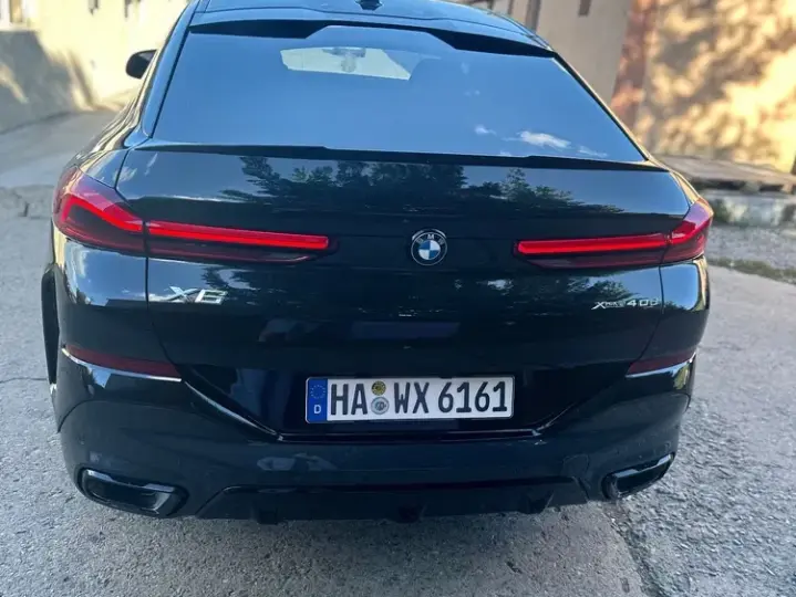 BMW X6 xDrive40d AT MHEV