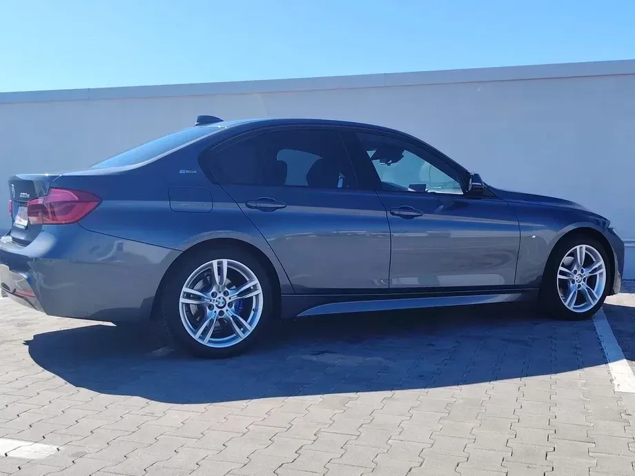 BMW Seria 3 F30/F31/F34 330e iPerformance M Sport — imagine 2