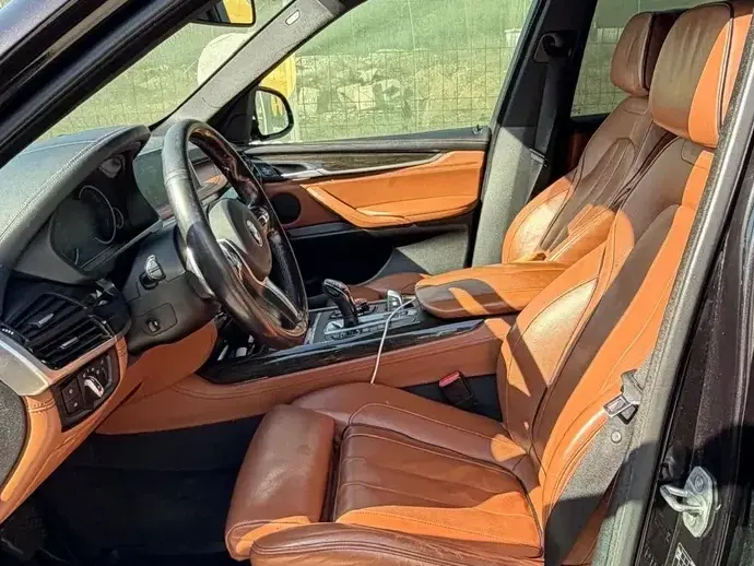 BMW X5 M F85