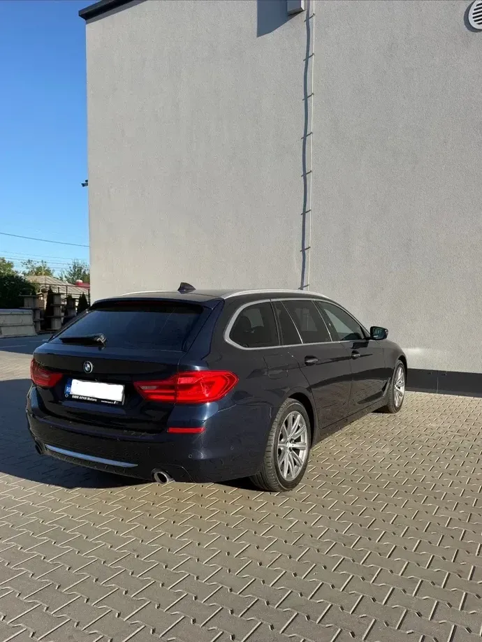 BMW Seria 5 530i Aut. — imagine 4