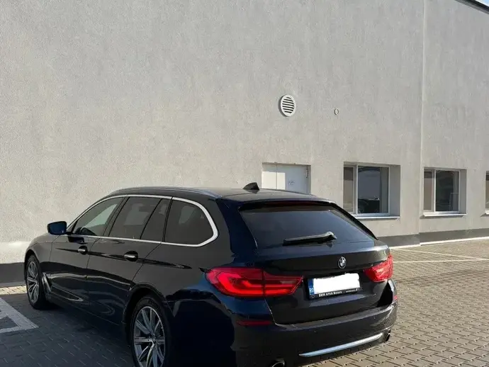 BMW Seria 5 530i Aut.