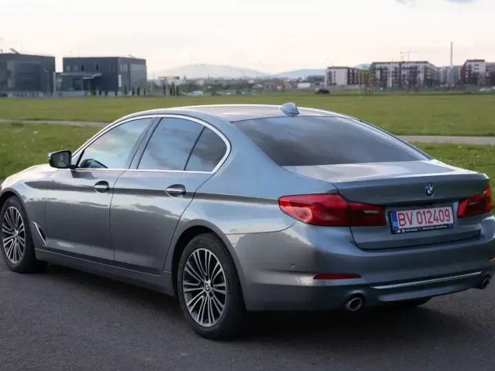 BMW Seria 5 G30/G31 520d Efficient Dynamics Edition Aut. Luxury Line