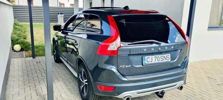 Volvo XC 60 I D5 AWD Rdesign — imagine 3