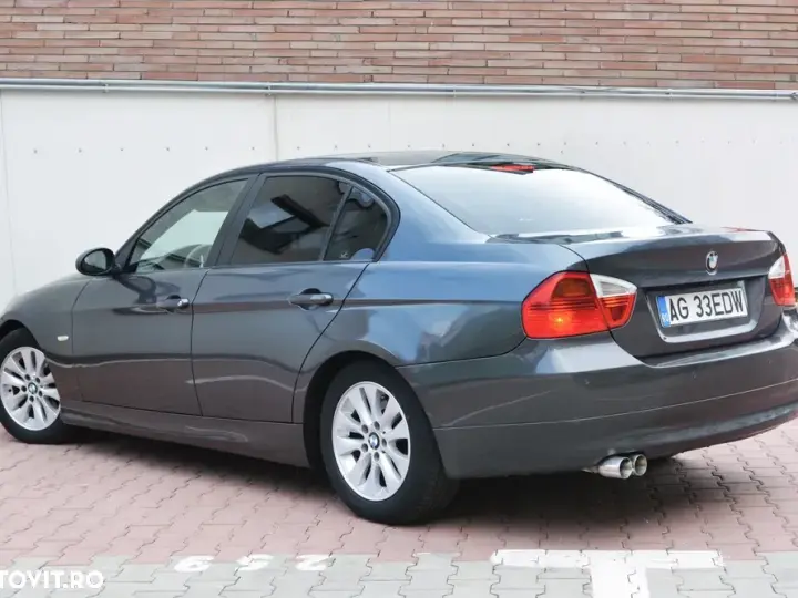 BMW Seria 3 E90/E91/E92/E93 [2005 - 2013] 320d DPF