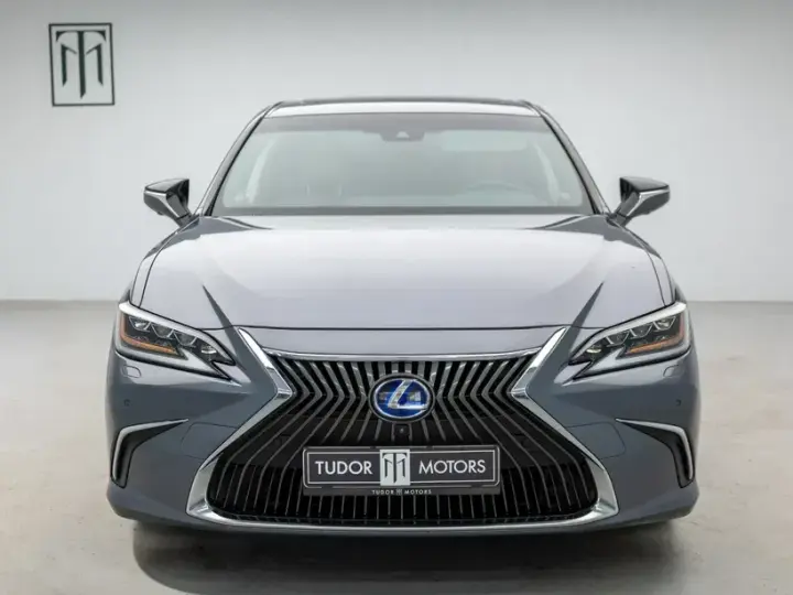 Lexus ES VII 300h Executive