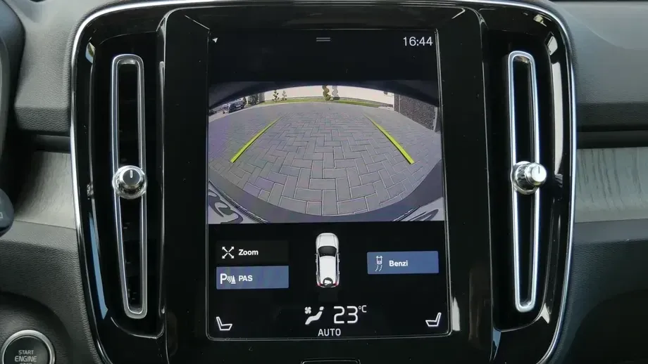 Volvo XC 40 T5 Twin Engine DKG Inscription — imagine 5