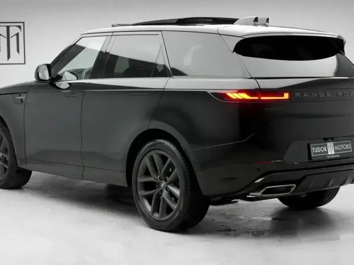 Land Rover Range Rover Sport III 3.0 I6 P400 MHEV Dynamic HSE