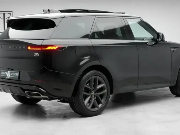Land Rover Range Rover Sport III 3.0 I6 P400 MHEV Dynamic HSE