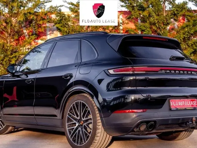 Porsche Cayenne E-Hybrid Tiptronic S Black Edition