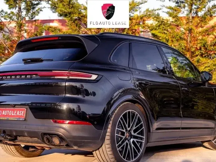 Porsche Cayenne E-Hybrid Tiptronic S Black Edition