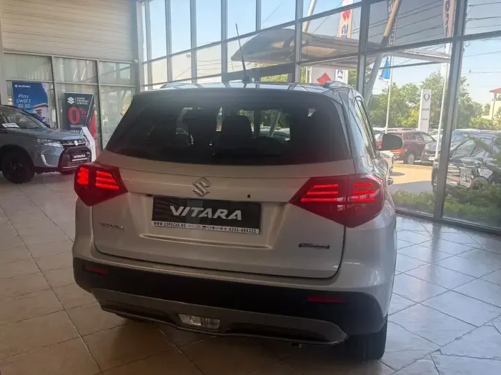 Suzuki Vitara 1.4 Boosterjet 6MT MHEV Passion