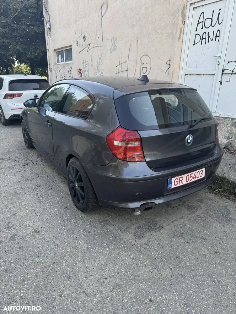 BMW Seria 1 E81/E82/E87/E88 [2004 - 2011] 118i — imagine 2