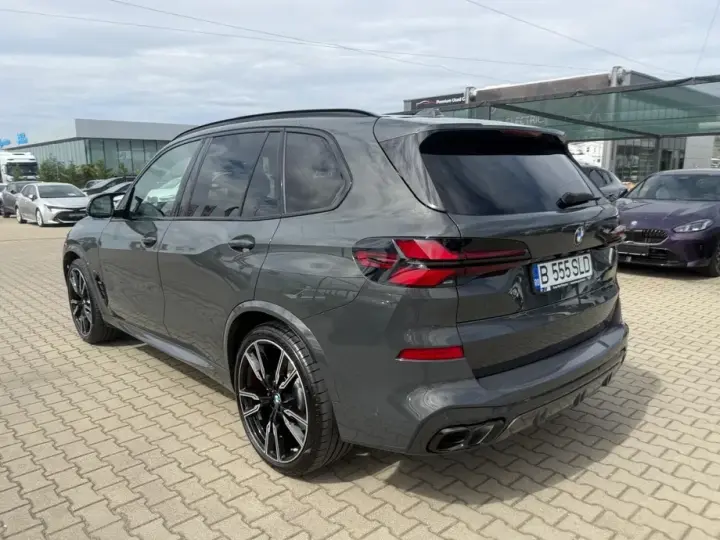 BMW X5 M G05