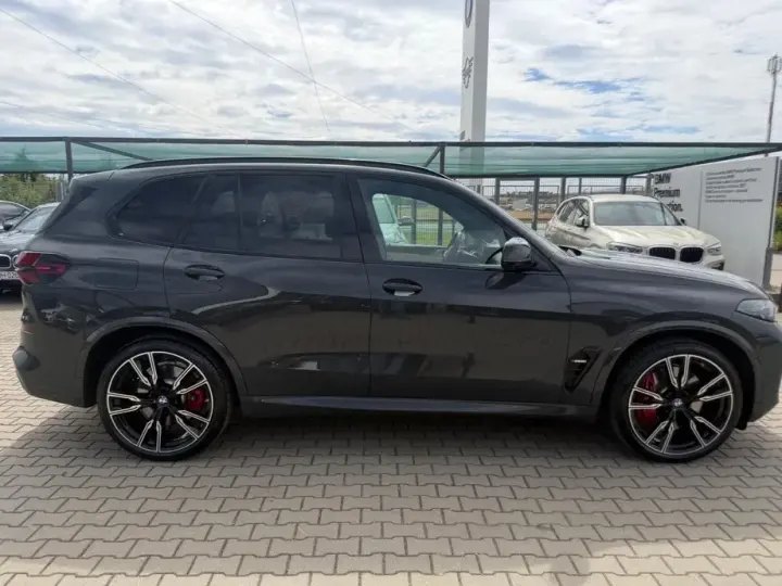 BMW X5 M G05