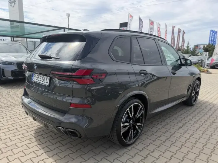 BMW X5 M G05
