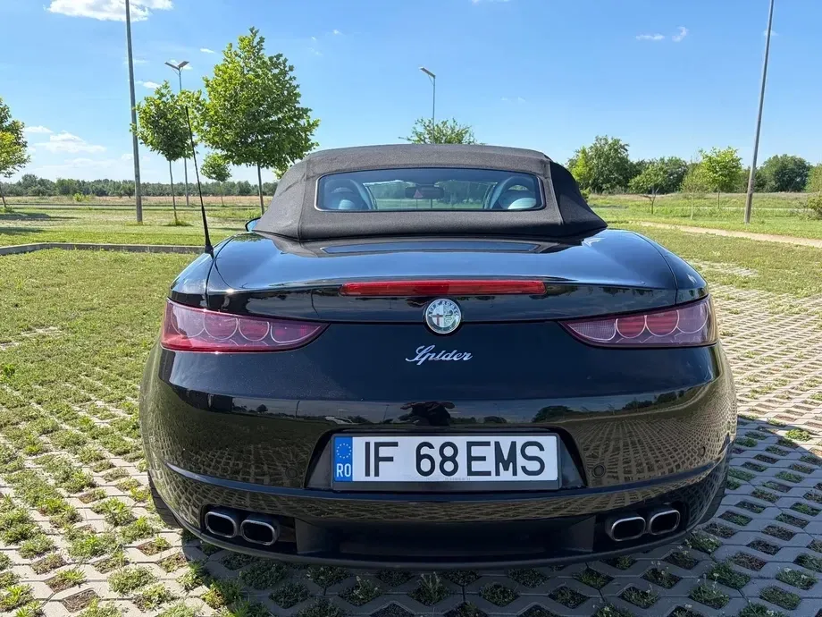 Alfa Romeo Spider 2.4 JTDM 20V DPF Aut. Italia Independent — imagine 6