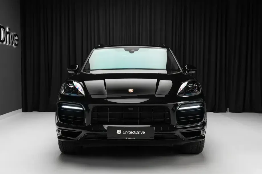 Porsche Cayenne E-Hybrid — imagine 2