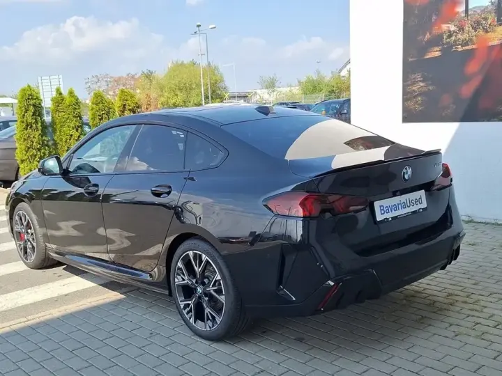 BMW Seria 2 220d AT MHEV