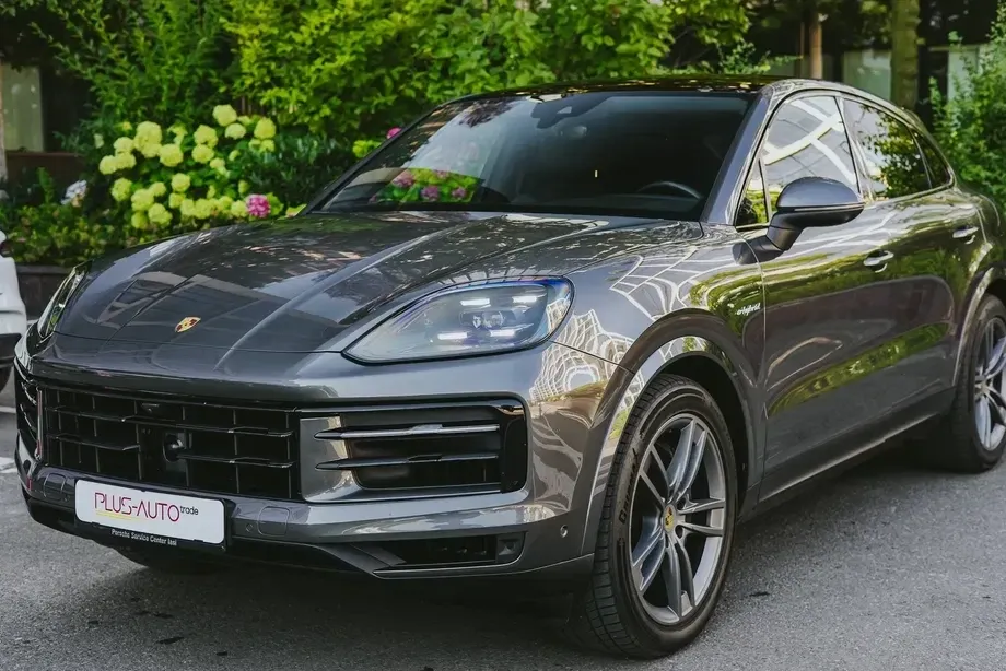 Porsche Cayenne Coupe E-Hybrid — imagine 3
