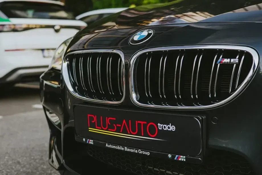 BMW M6 F12M/F12M/F06M — imagine 6