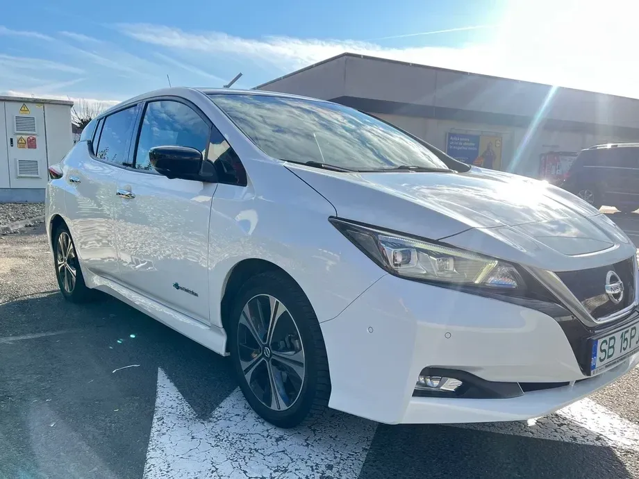 Nissan Leaf II Tekna — imagine 3