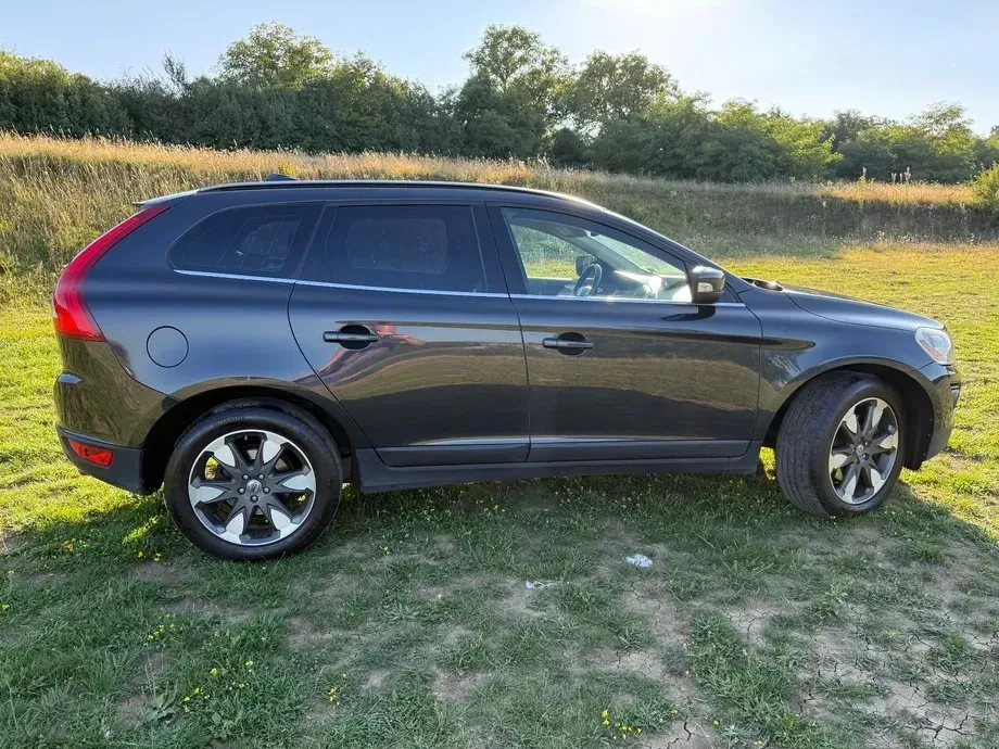 Volvo XC 60 I D4 AWD Momentum — imagine 6