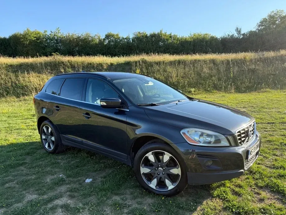 Volvo XC 60 I D4 AWD Momentum — imagine 2
