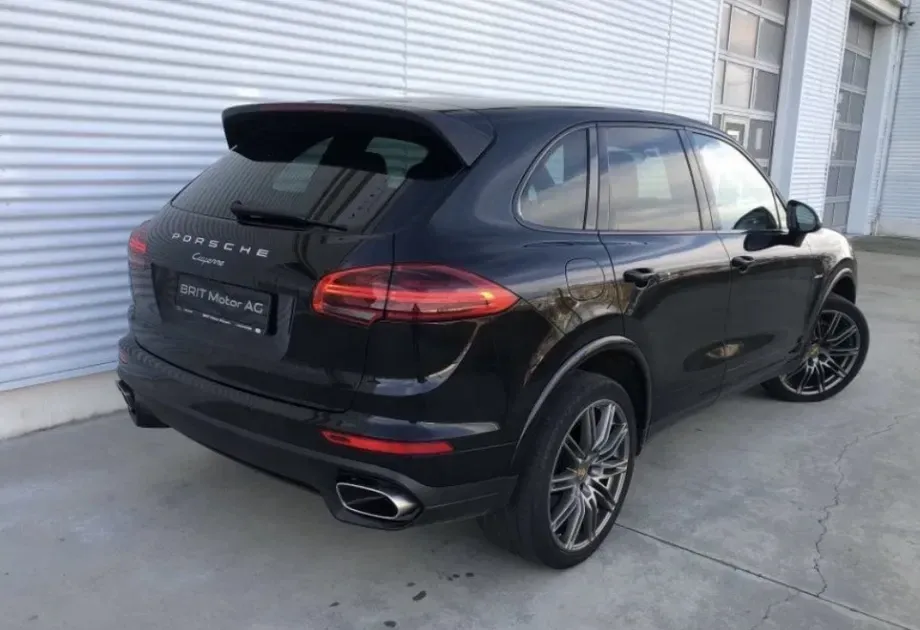 Porsche Cayenne — imagine 4