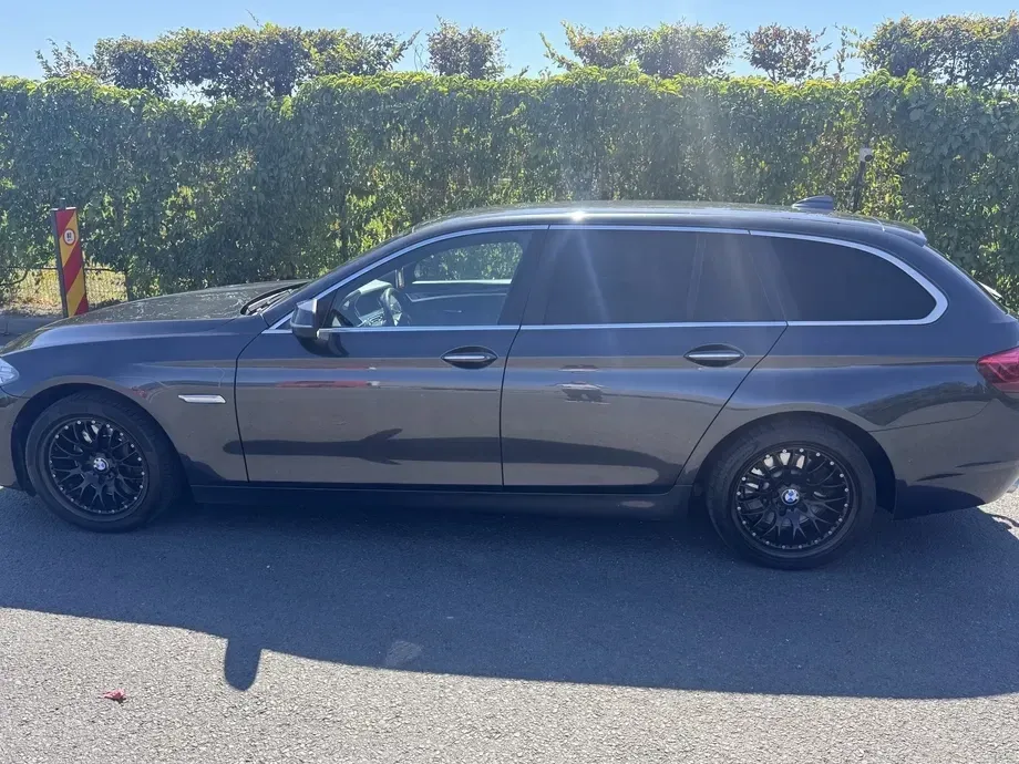 BMW Seria 5 525d Aut. — imagine 3