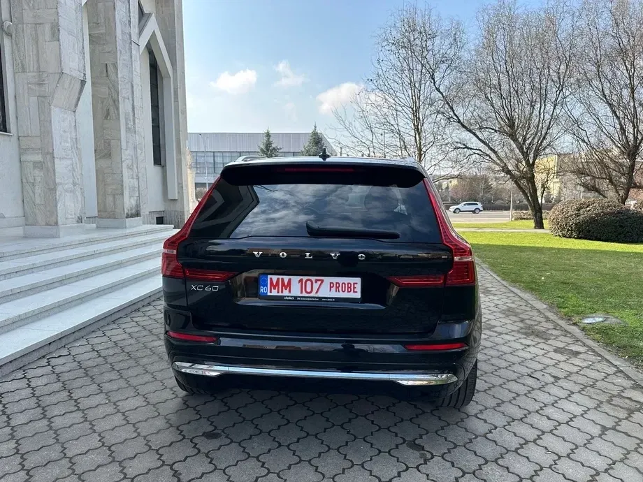 Volvo XC 60 B4 MHEV AT8 FWD Inscription — imagine 4