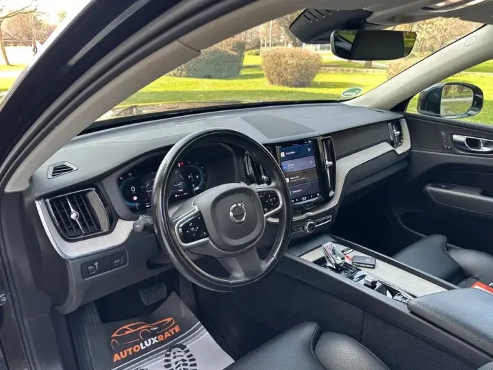 Volvo XC 60 B4 MHEV AT8 FWD Inscription