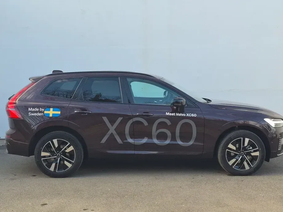 Volvo XC 60 II B5 AT AWD MHEV Plus Dark — imagine 4