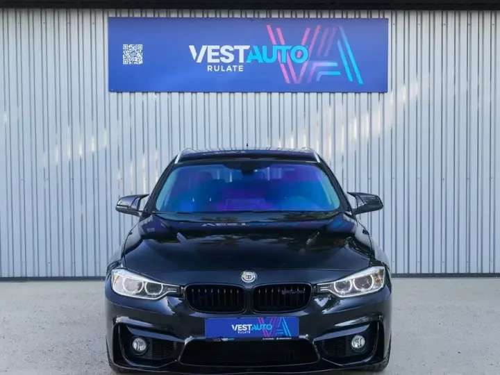 BMW Seria 3 318d Aut. Blue Performance Luxury Line