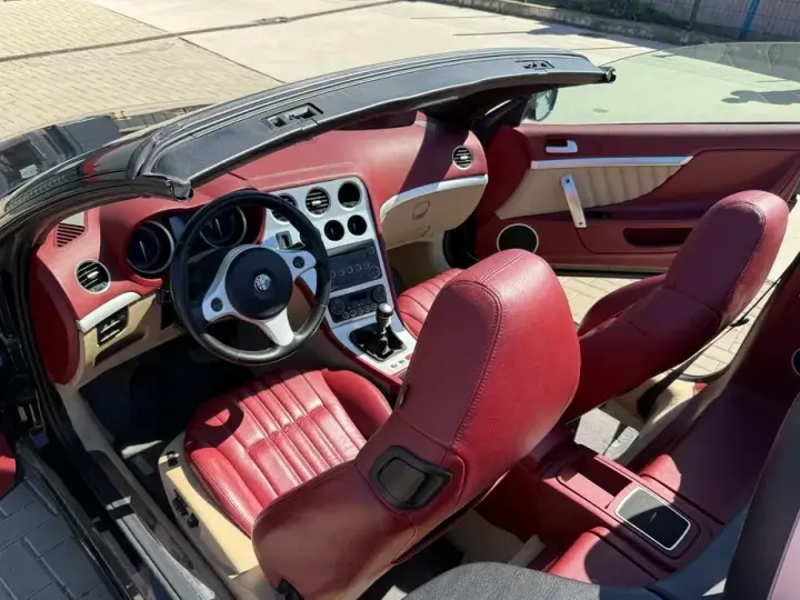 Alfa Romeo Spider