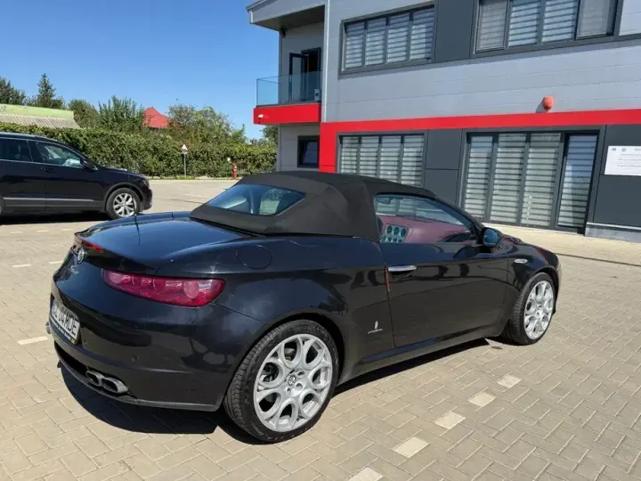 Alfa Romeo Spider