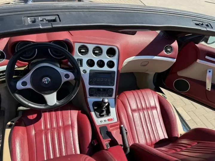 Alfa Romeo Spider