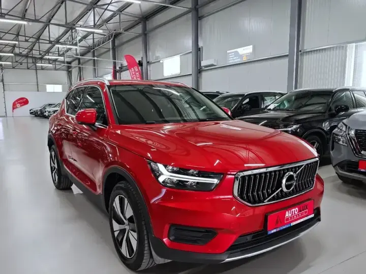Volvo XC 40 T4 Recharge DKG Inscription Expression
