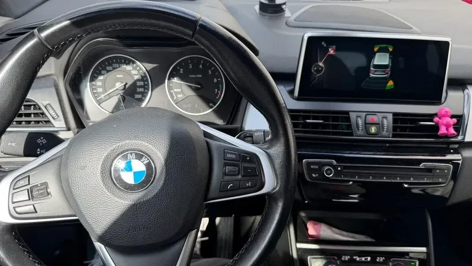 BMW Seria 2 218i AT Luxury Line — imagine 2