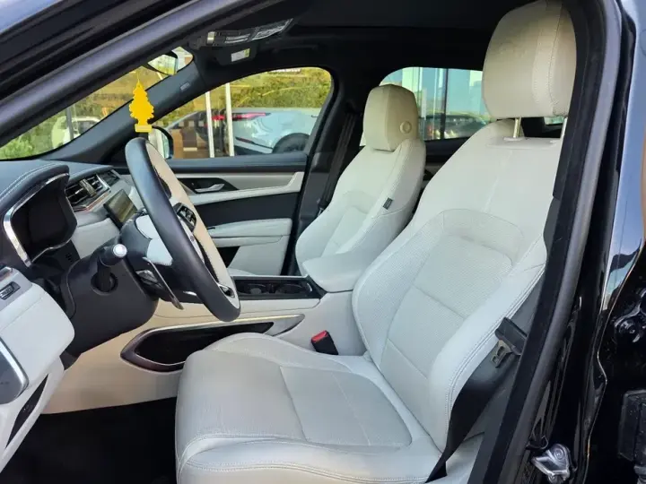 Jaguar F-Pace D200 AWD R-Dynamic SE